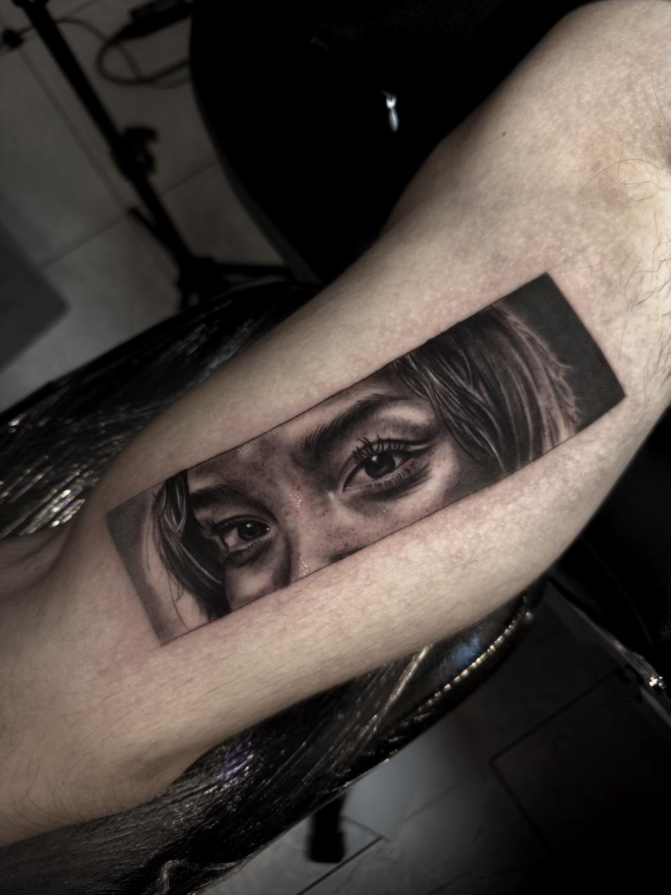 Tatuajes en cuello para hombres en Lo Barnechea - Samsara